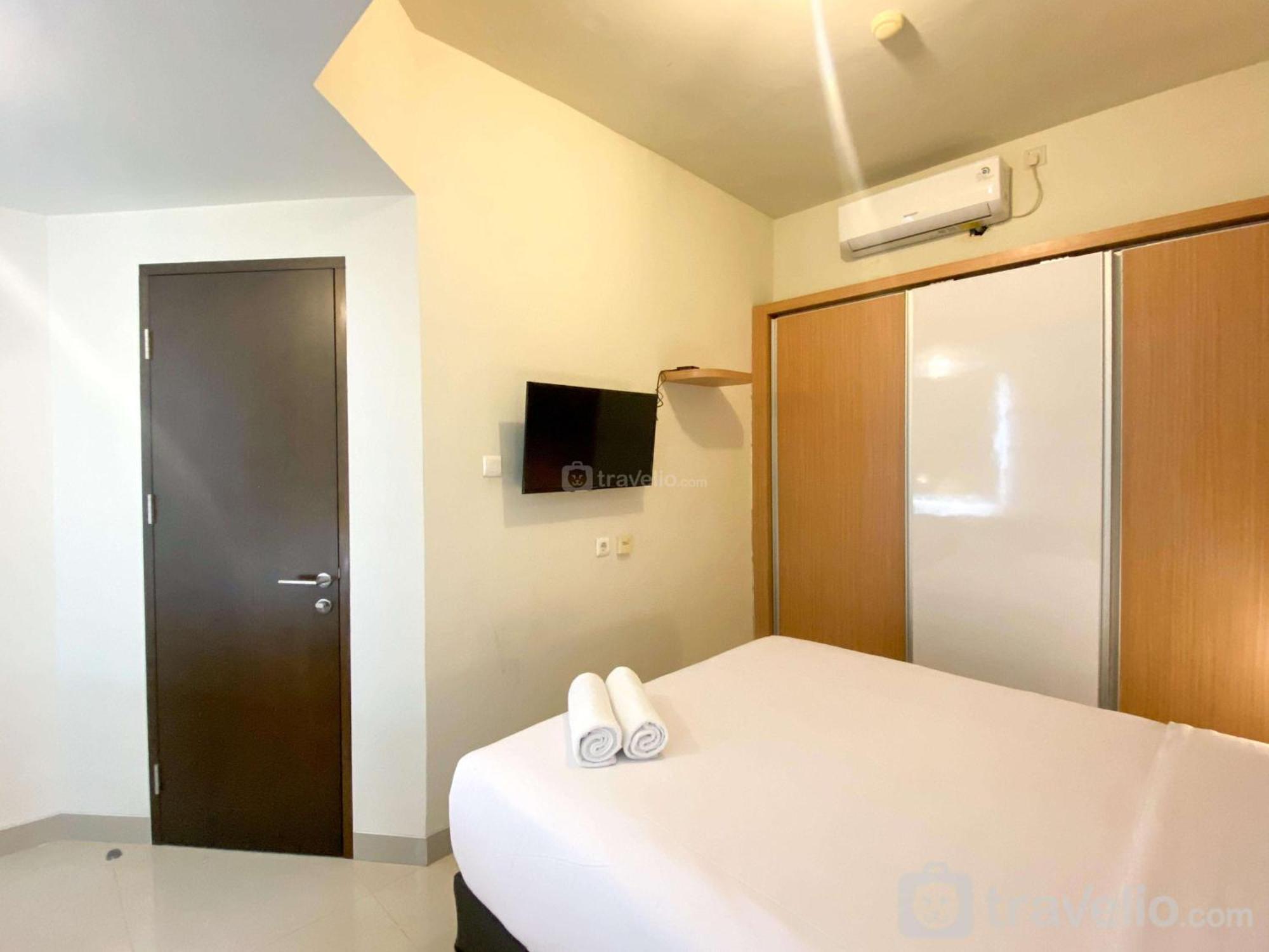 Exclusive And Comfortable 1br Mustika Golf By Travelio