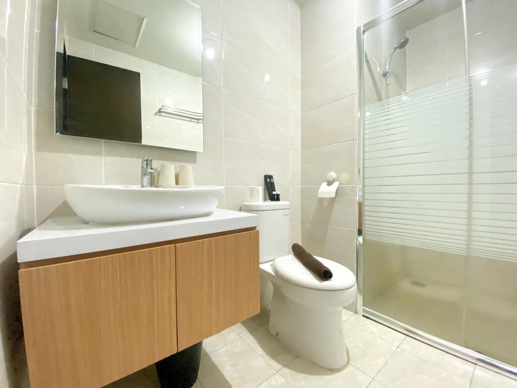 Exclusive And Comfortable 1br Mustika Golf By Travelio Bekasi